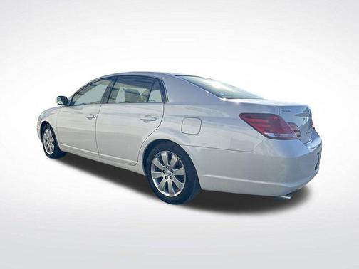 2007 Toyota Avalon XLS