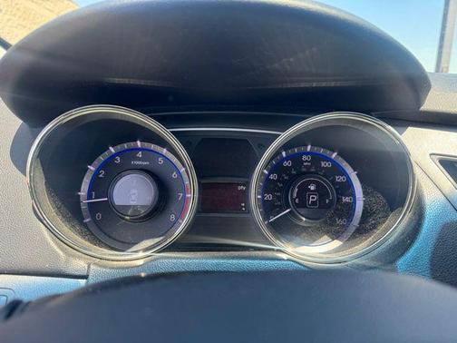 Iridescent Silver Blue Pearl Mica 2013 Hyundai SONATA GLS