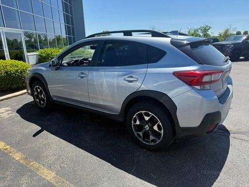 Ice Silver Metallic 2018 Subaru Crosstrek 2.0i Premium
