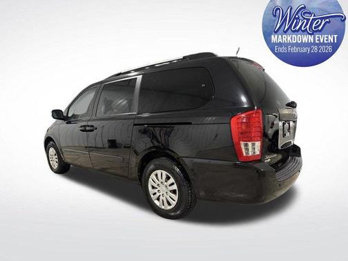 2012 Kia Sedona LX
