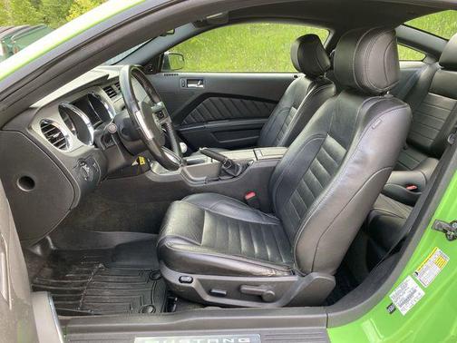 2014 Ford Mustang V6 Premium