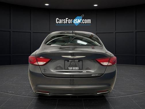 Granite Crystal Metallic Clearcoat 2016 Chrysler 200 S