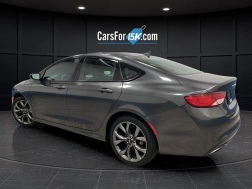 Granite Crystal Metallic Clearcoat 2016 Chrysler 200 S