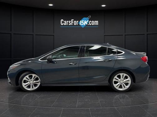 Graphite Metallic 2017 Chevrolet Cruze Premier