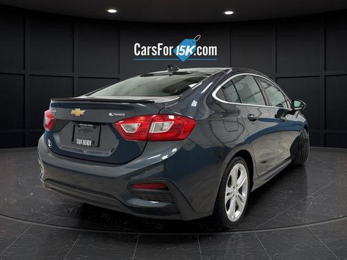 Graphite Metallic 2017 Chevrolet Cruze Premier