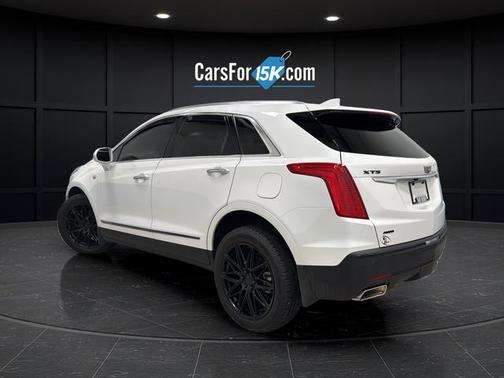 Crystal White Tricoat 2017 Cadillac XT5 Premium Luxury