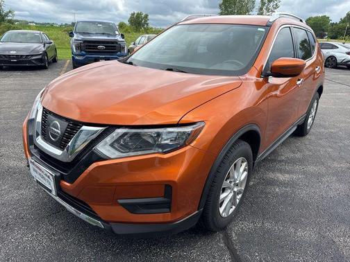 2017 Nissan Rogue SV