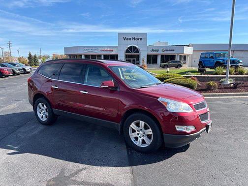 Red Jewel Tintcoat 2011 Chevrolet Traverse LT