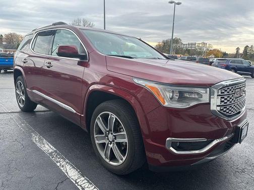 2017 GMC Acadia Denali