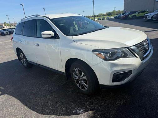 Glacier White 2019 Nissan Pathfinder S