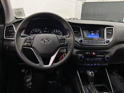 2018 Hyundai TUCSON SE