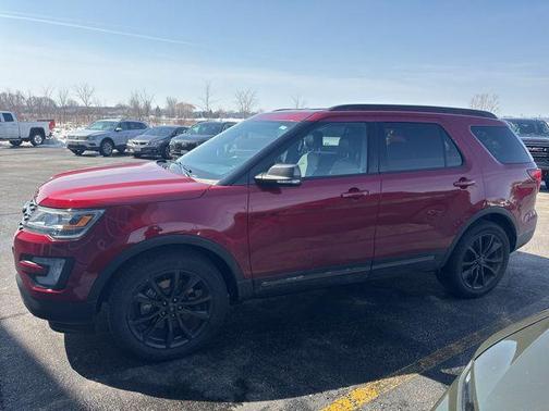 2017 Ford Explorer XLT