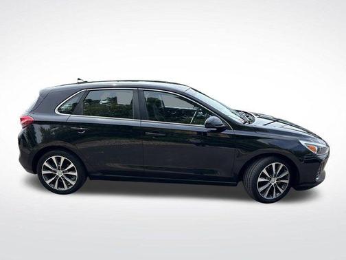 2019 Hyundai Elantra GT Base