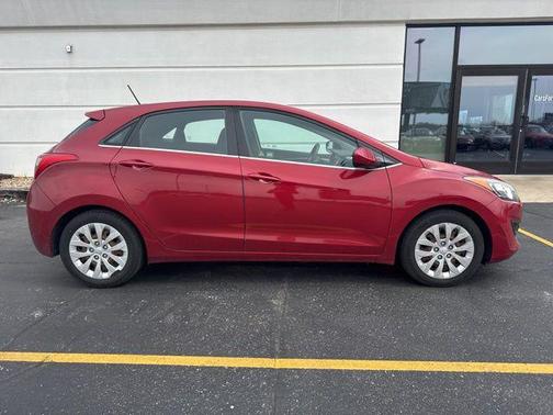 2017 Hyundai Elantra GT Base