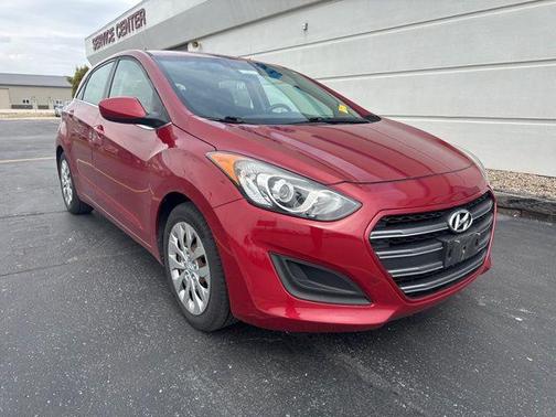 2017 Hyundai Elantra GT Base
