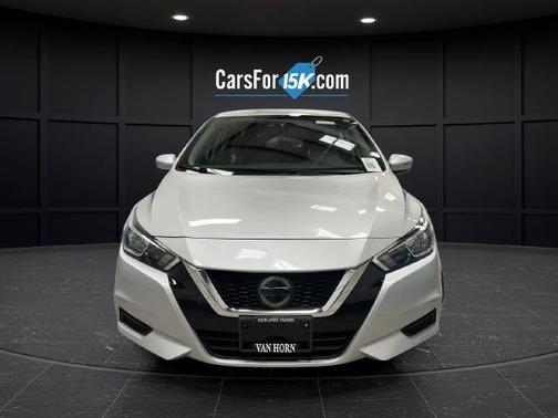 Brilliant Silver Metallic 2021 Nissan Versa 1.6 SV