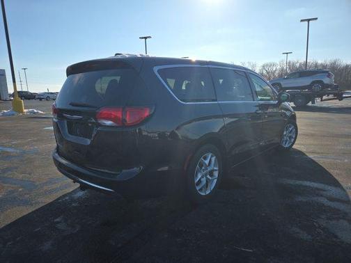 2018 Chrysler Pacifica Touring Plus