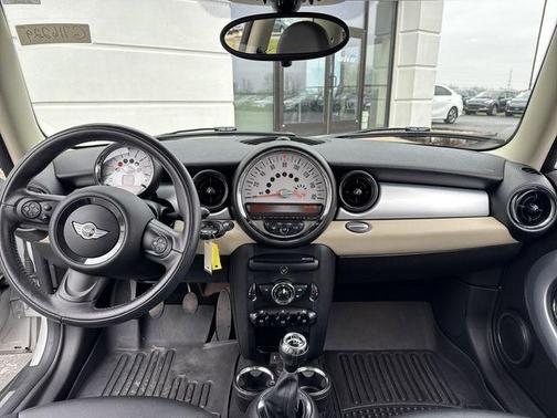 2013 MINI Hardtop Cooper