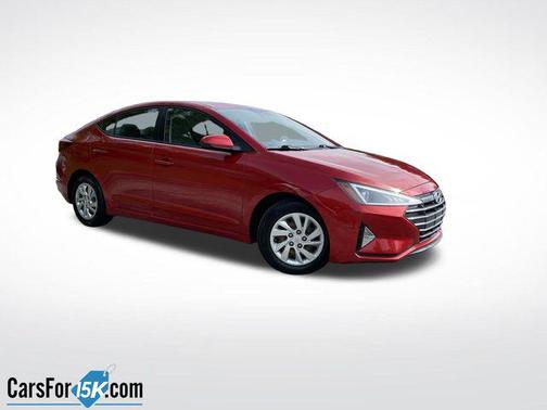 2020 Hyundai ELANTRA SE