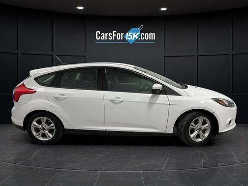 Oxford White 2014 Ford Focus SE