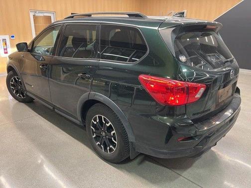 2019 Nissan Pathfinder SL