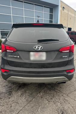 2016 Hyundai SANTA FE SE