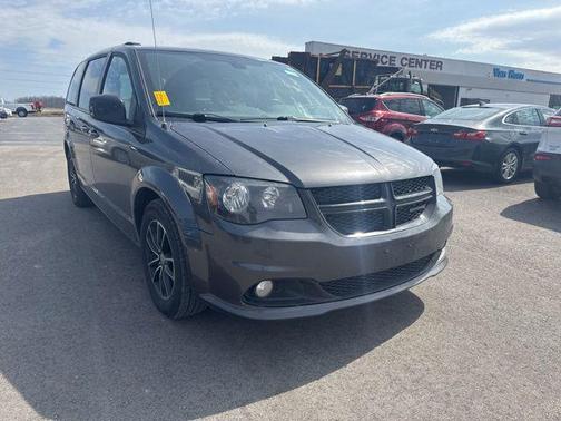 Granite Pearlcoat 2018 Dodge Grand Caravan GT