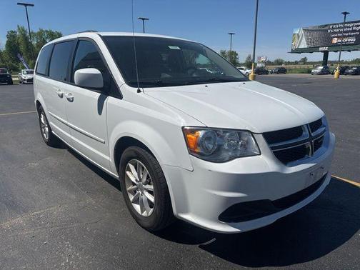 Bright White Clearcoat 2016 Dodge Grand Caravan SXT