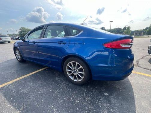 Lightning Blue 2017 Ford Fusion SE