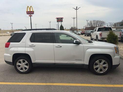 White Frost Tricoat 2017 GMC Terrain SLE-2