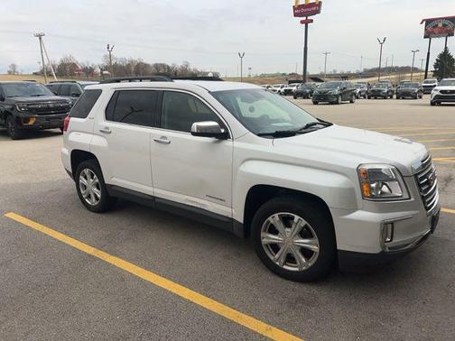 White Frost Tricoat 2017 GMC Terrain SLE-2