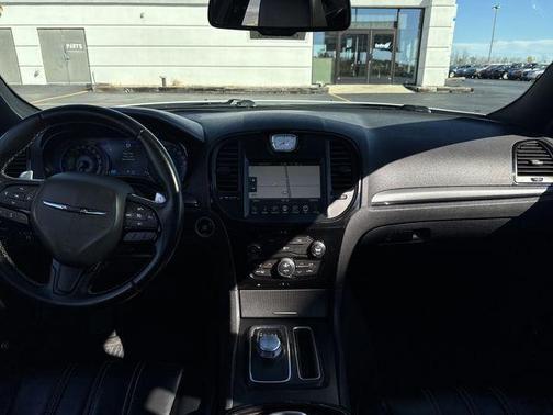 2016 Chrysler 300 S
