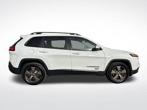 2016 Jeep Cherokee 75th Anniversary