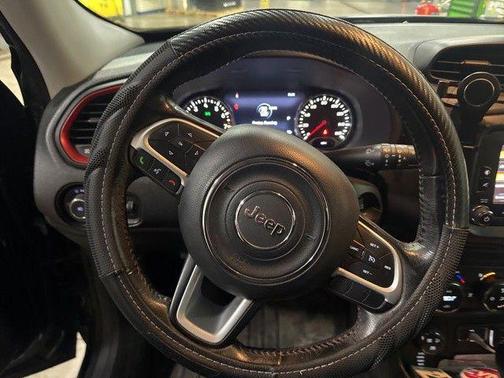 2017 Jeep Renegade Trailhawk