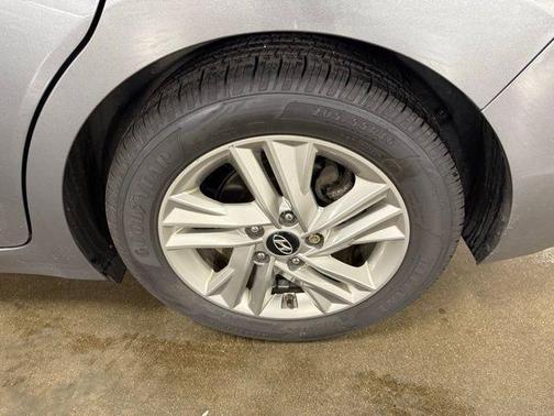 2019 Hyundai ELANTRA Value Edition