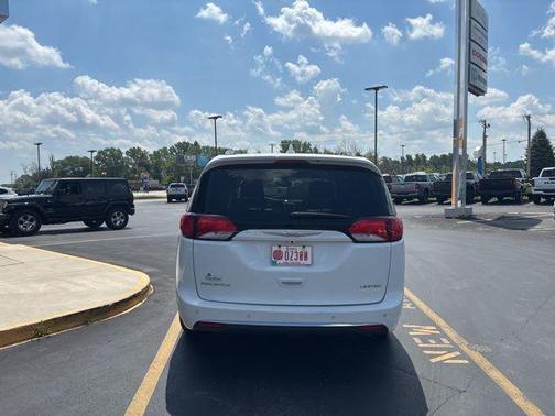 2017 Chrysler Pacifica Limited