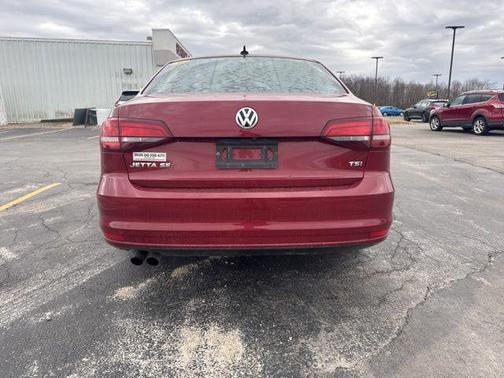 Cardinal Red Metallic 2017 Volkswagen Jetta 1.4T SE