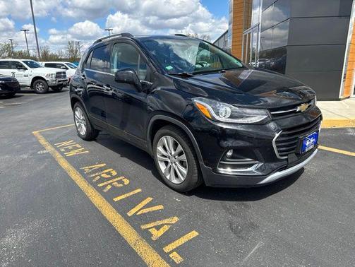 Mosaic Black Metallic 2020 Chevrolet Trax Premier