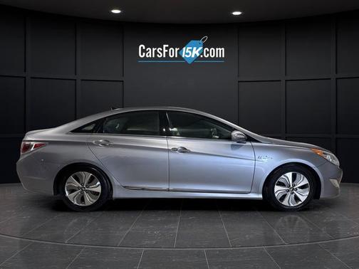 2014 Hyundai SONATA Hybrid Limited
