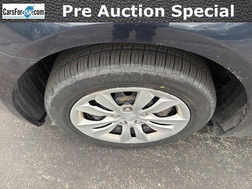Pacific Blue Pearl 2011 Hyundai SONATA GLS