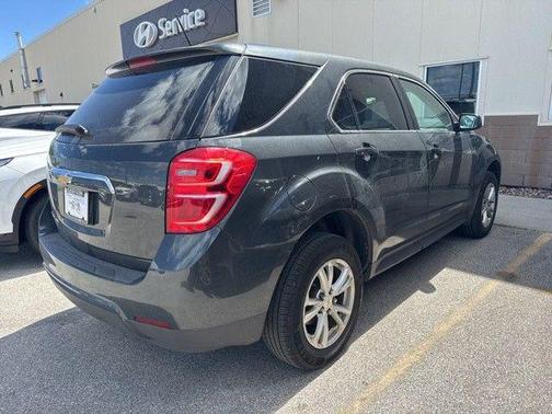 2017 Chevrolet Equinox LS