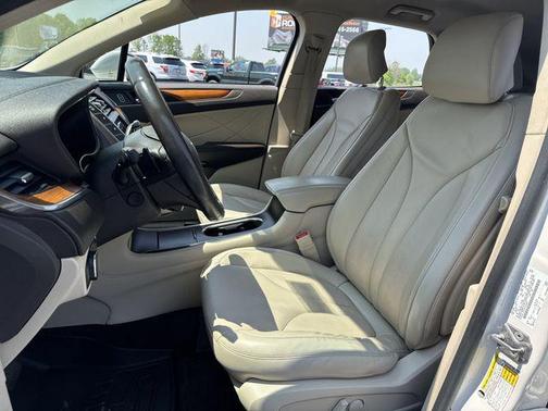 2017 Lincoln MKC Select