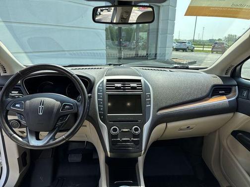 2017 Lincoln MKC Select