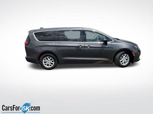 2017 Chrysler Pacifica LX