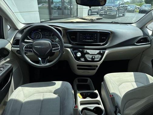 2017 Chrysler Pacifica LX