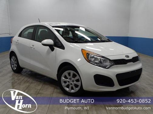 Clear White 2012 Kia Rio LX