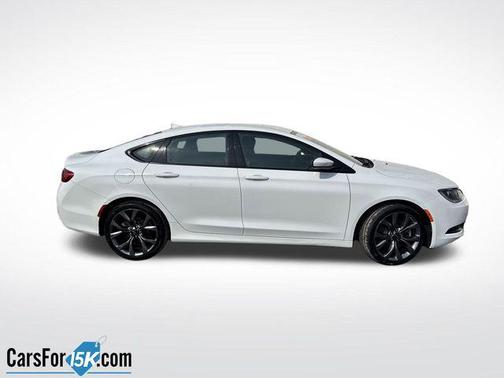 2016 Chrysler 200 S