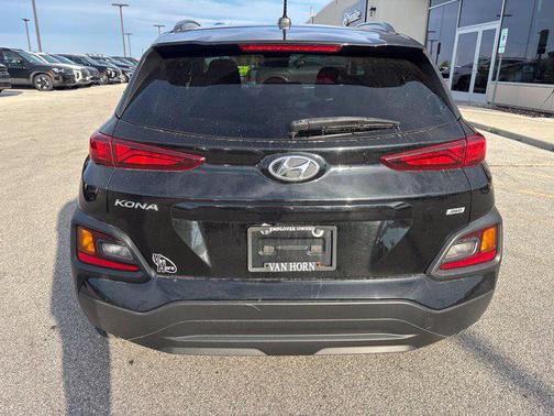 Ultra Black 2021 Hyundai KONA SEL