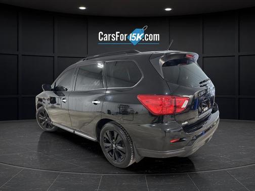 2018 Nissan Pathfinder SL