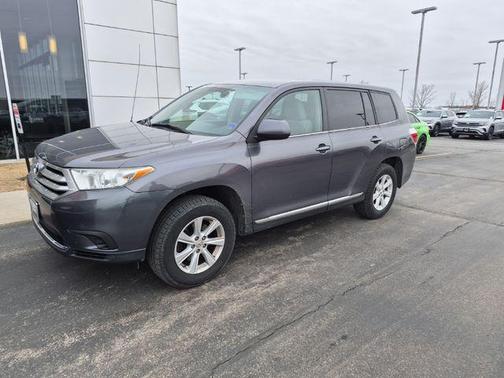 Gray 2012 Toyota Highlander Base